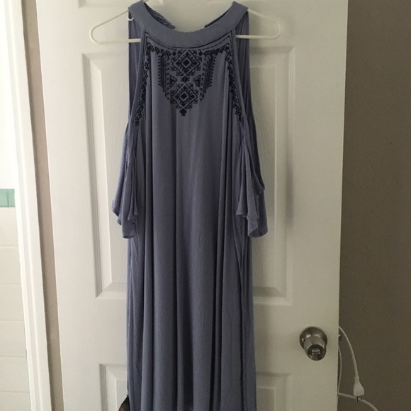 Sleeveless arm cropped night on the town dress - Picture 1 of 4